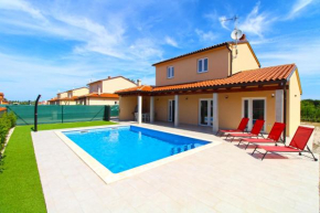 Villa Ruzmarin 2339